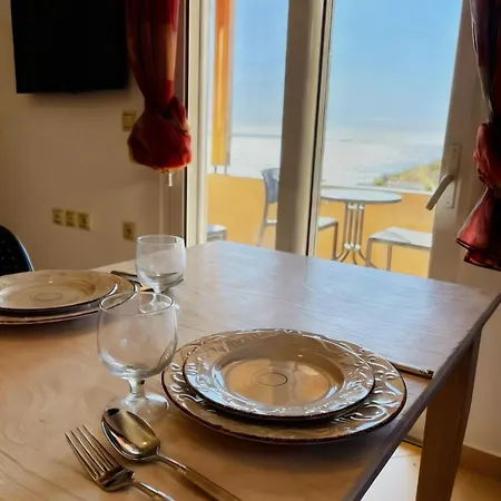Kloen Sunset Bed & Breakfast
